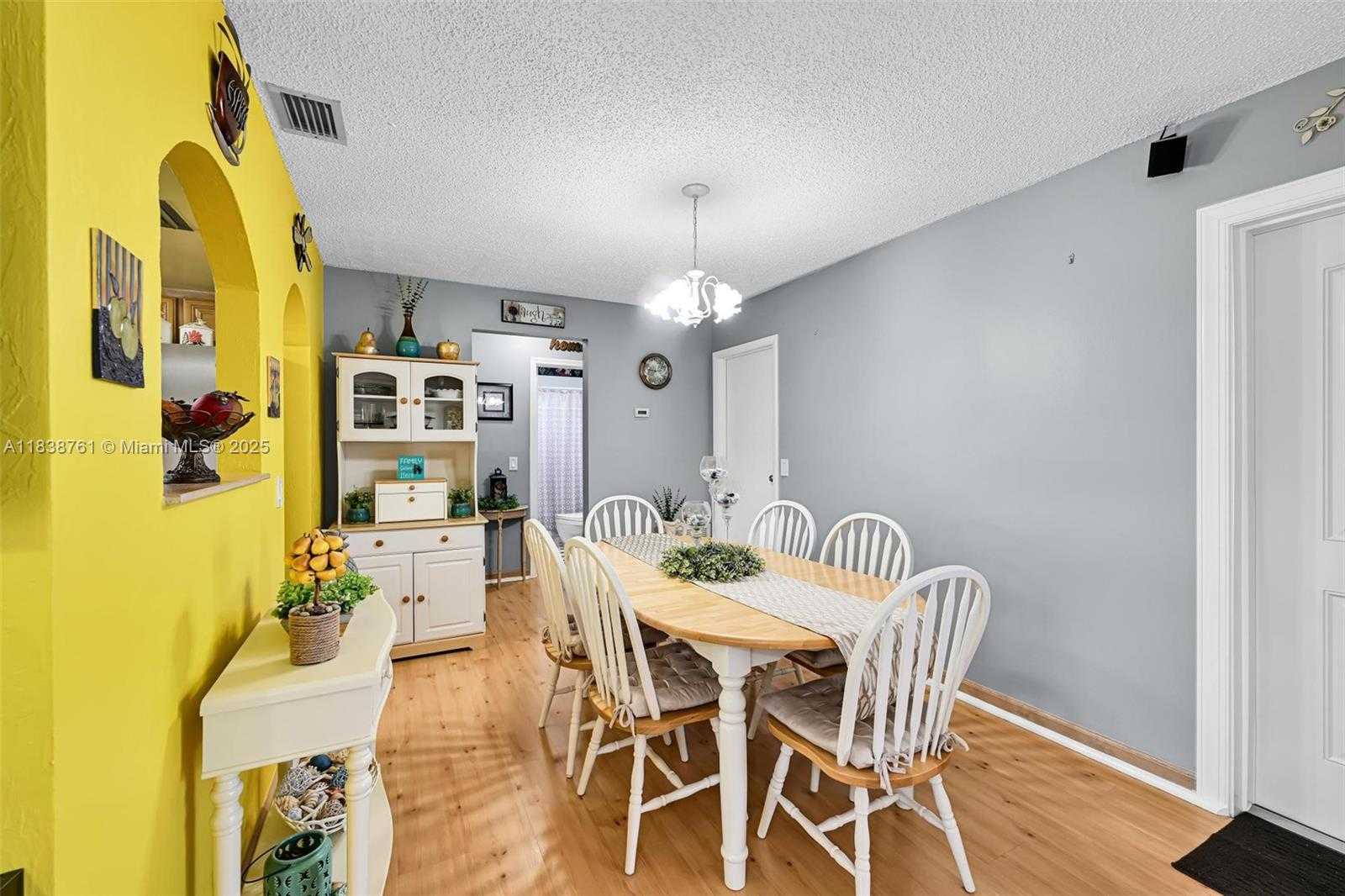 Small Image of 11730 NORTH WEST 33RD ST, Sunrise Number 14