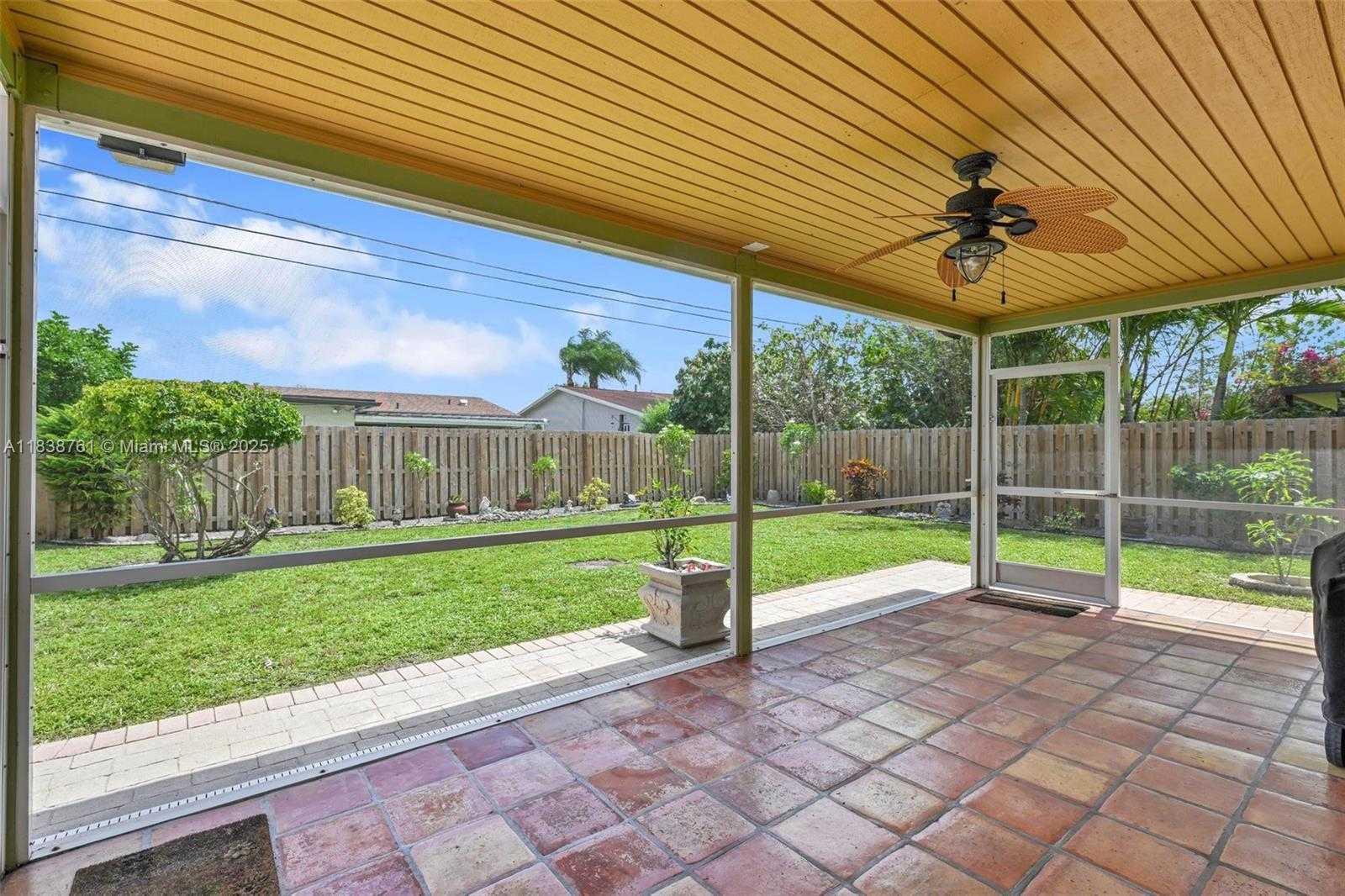 Small Image of 11730 NORTH WEST 33RD ST, Sunrise Number 18