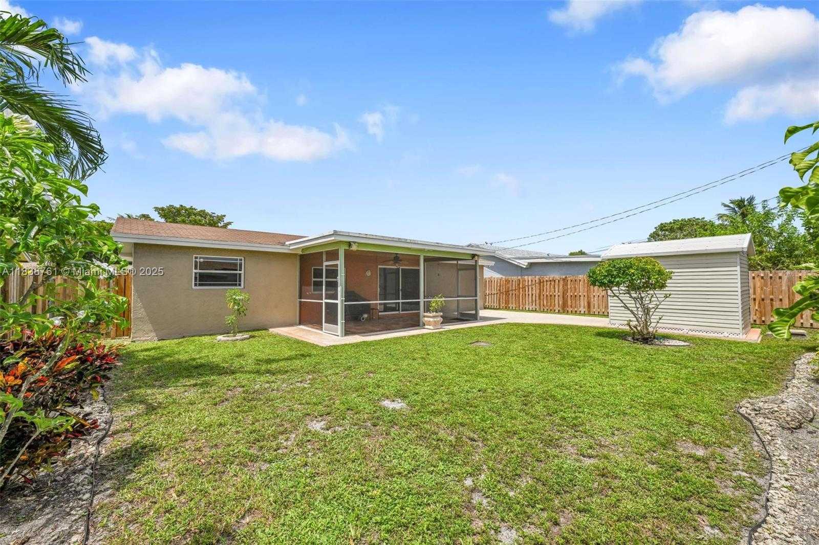 Small Image of 11730 NORTH WEST 33RD ST, Sunrise Number 21