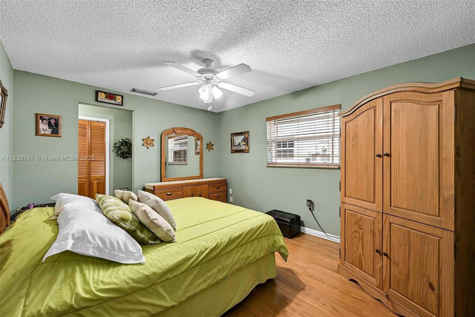 Small Image of 11730 NORTH WEST 33RD ST, Sunrise Number 25