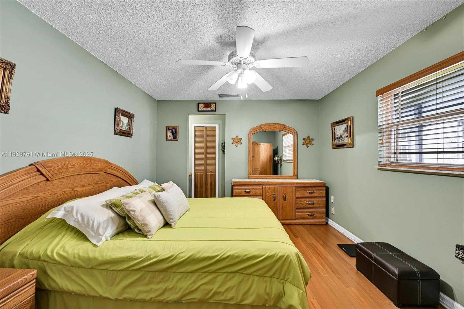 Small Image of 11730 NORTH WEST 33RD ST, Sunrise Number 26