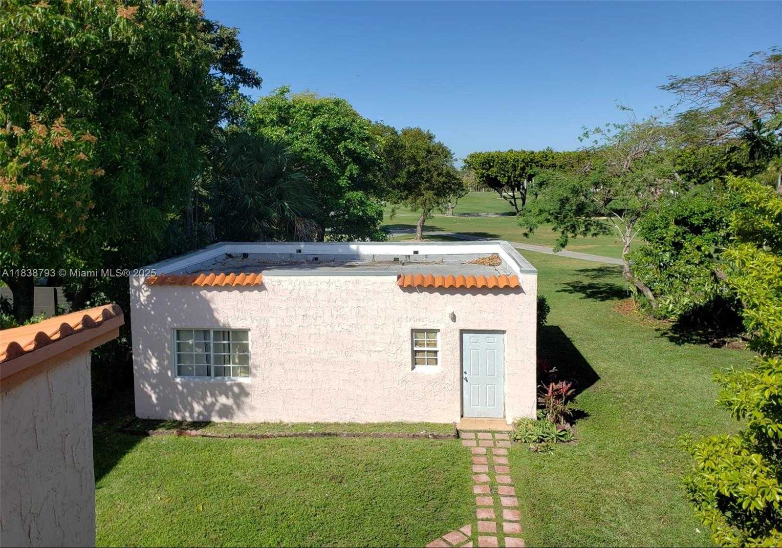 Small Image of 3124 PRAIRIE AVE, Miami Beach Number 10