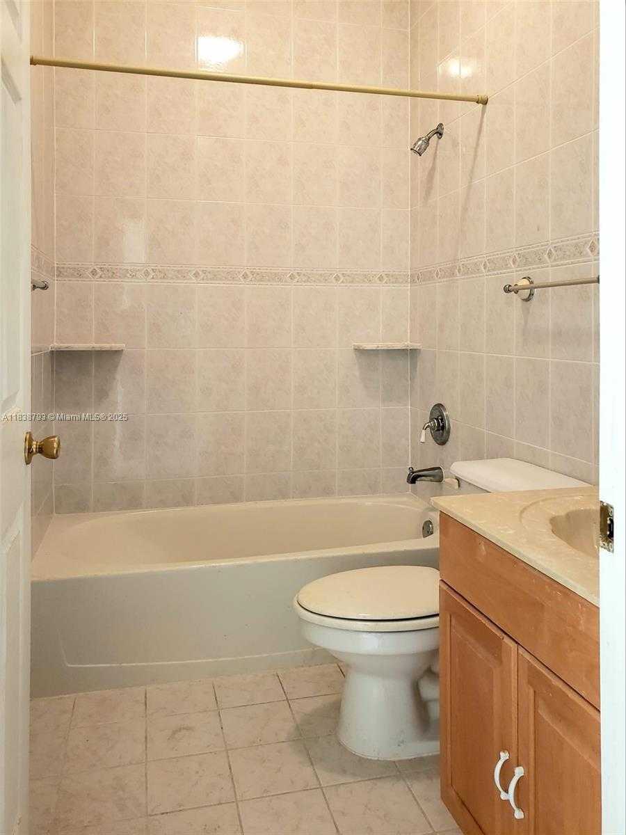 Small Image of 3124 PRAIRIE AVE, Miami Beach Number 26