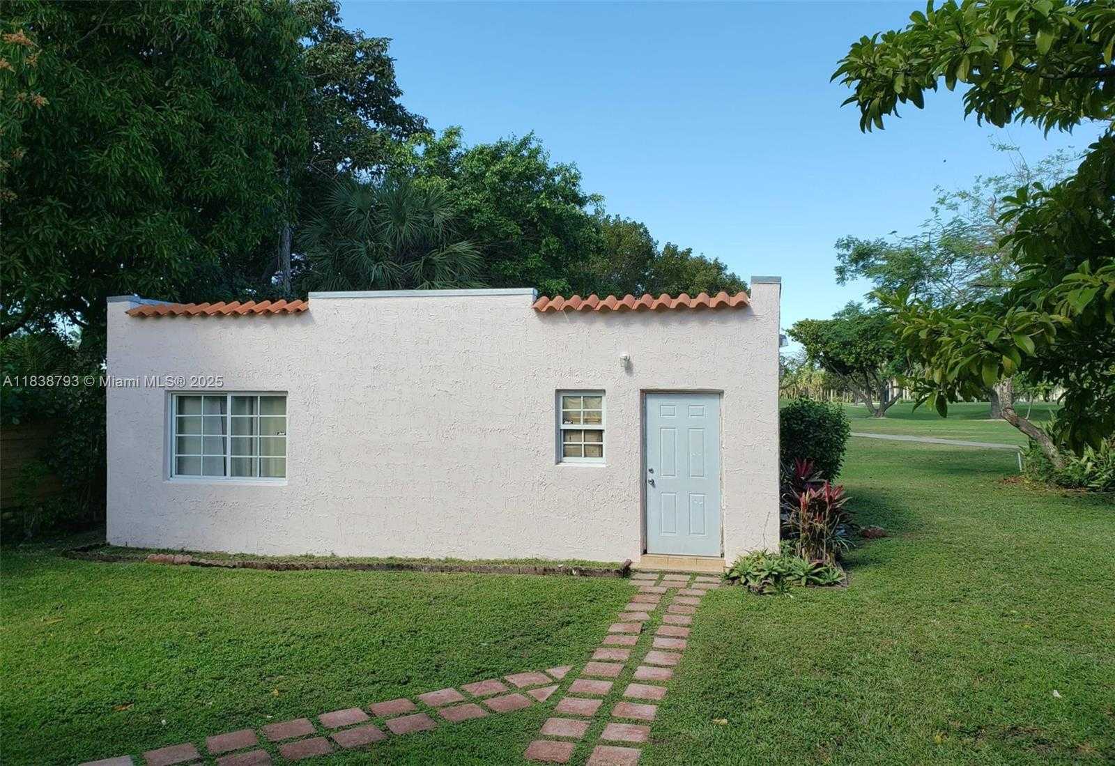 Small Image of 3124 PRAIRIE AVE, Miami Beach Number 7