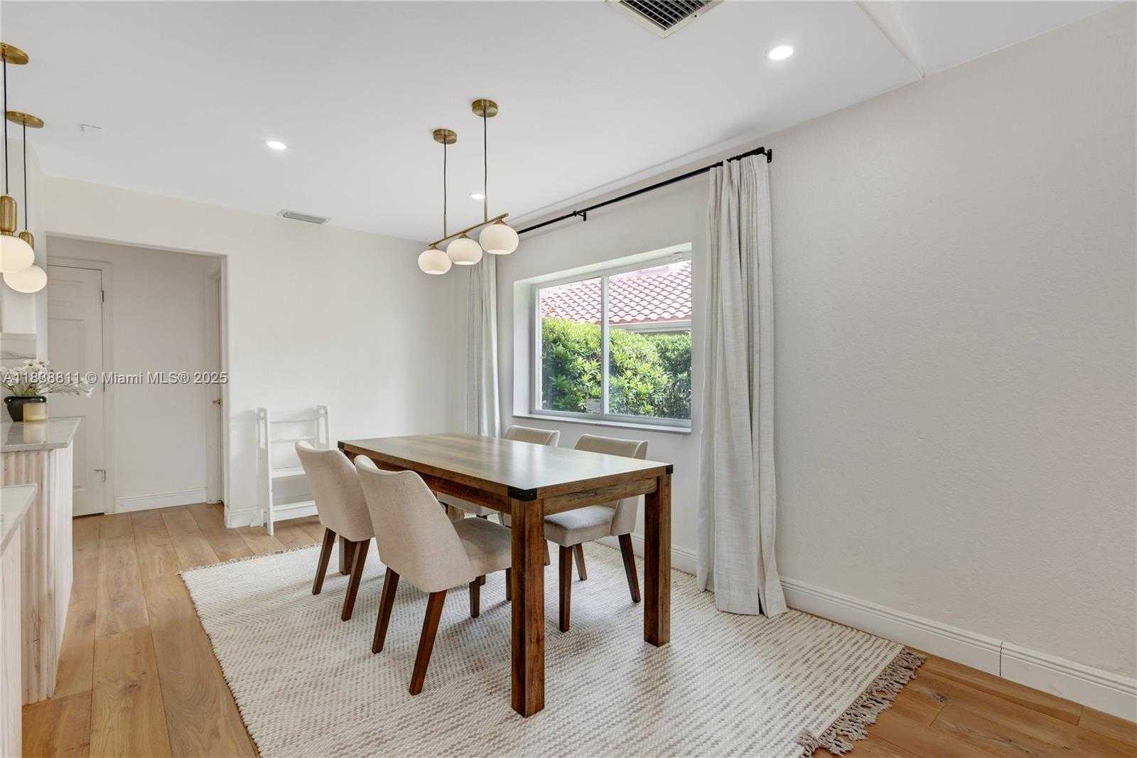Small Image of 1503 NORTH WEST 178TH LN, Pembroke Pines Number 13