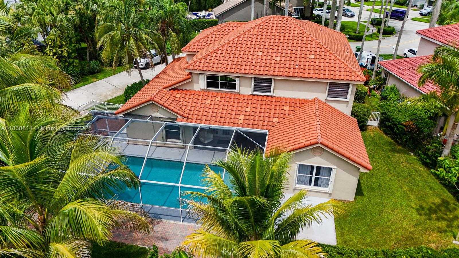Small Image of 1503 NORTH WEST 178TH LN, Pembroke Pines Number 31