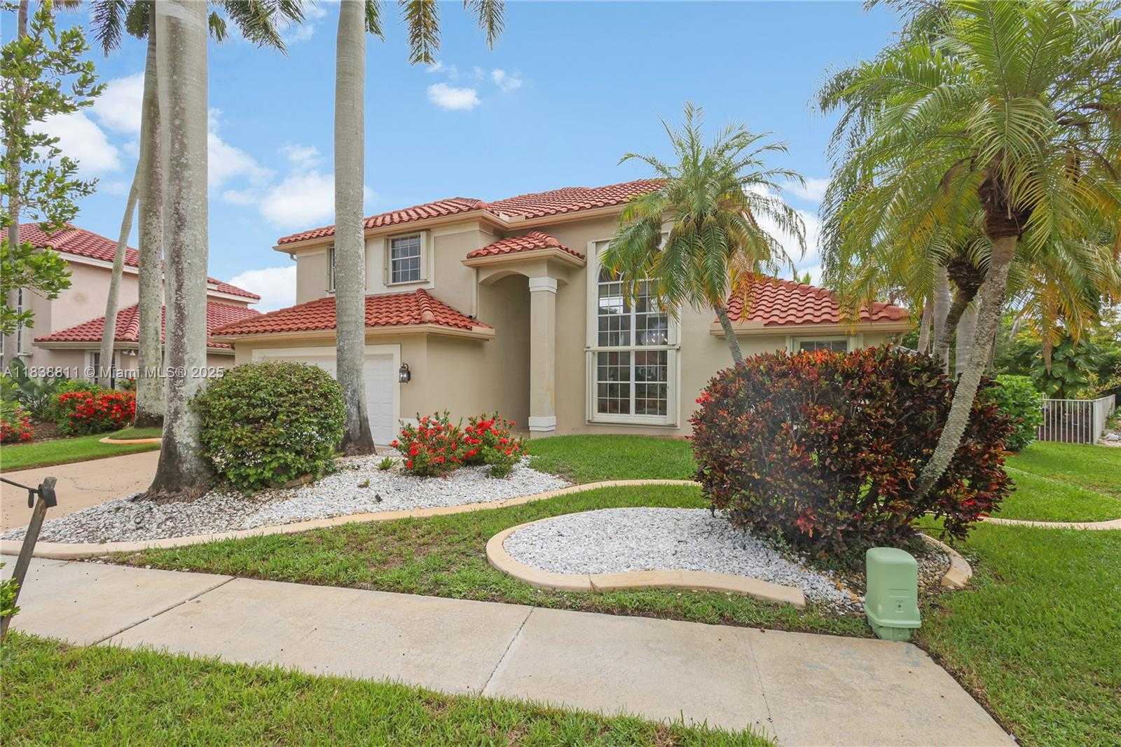 Small Image of 1503 NORTH WEST 178TH LN, Pembroke Pines Number 32