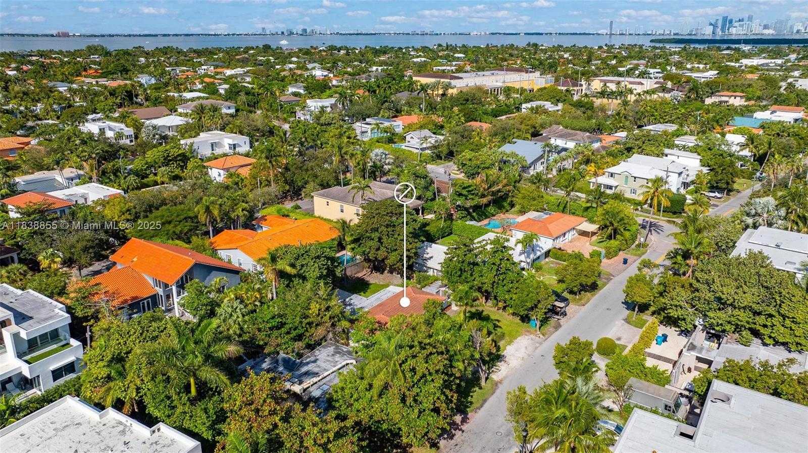 Small Image of 738 FERNWOOD RD, Key Biscayne Number 20