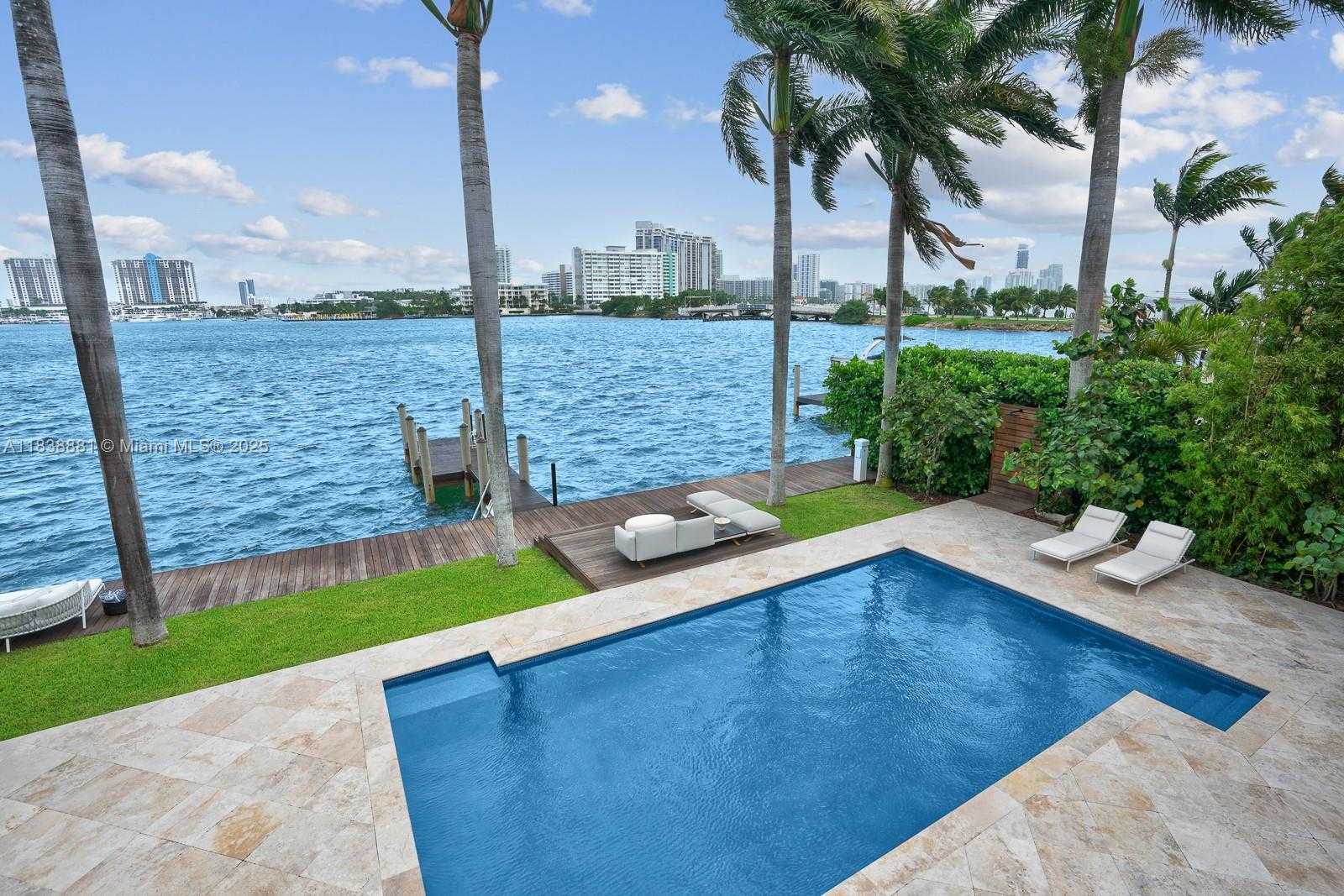 Small Image of 315 EAST RIVO ALTO DR, Miami Beach Number 24