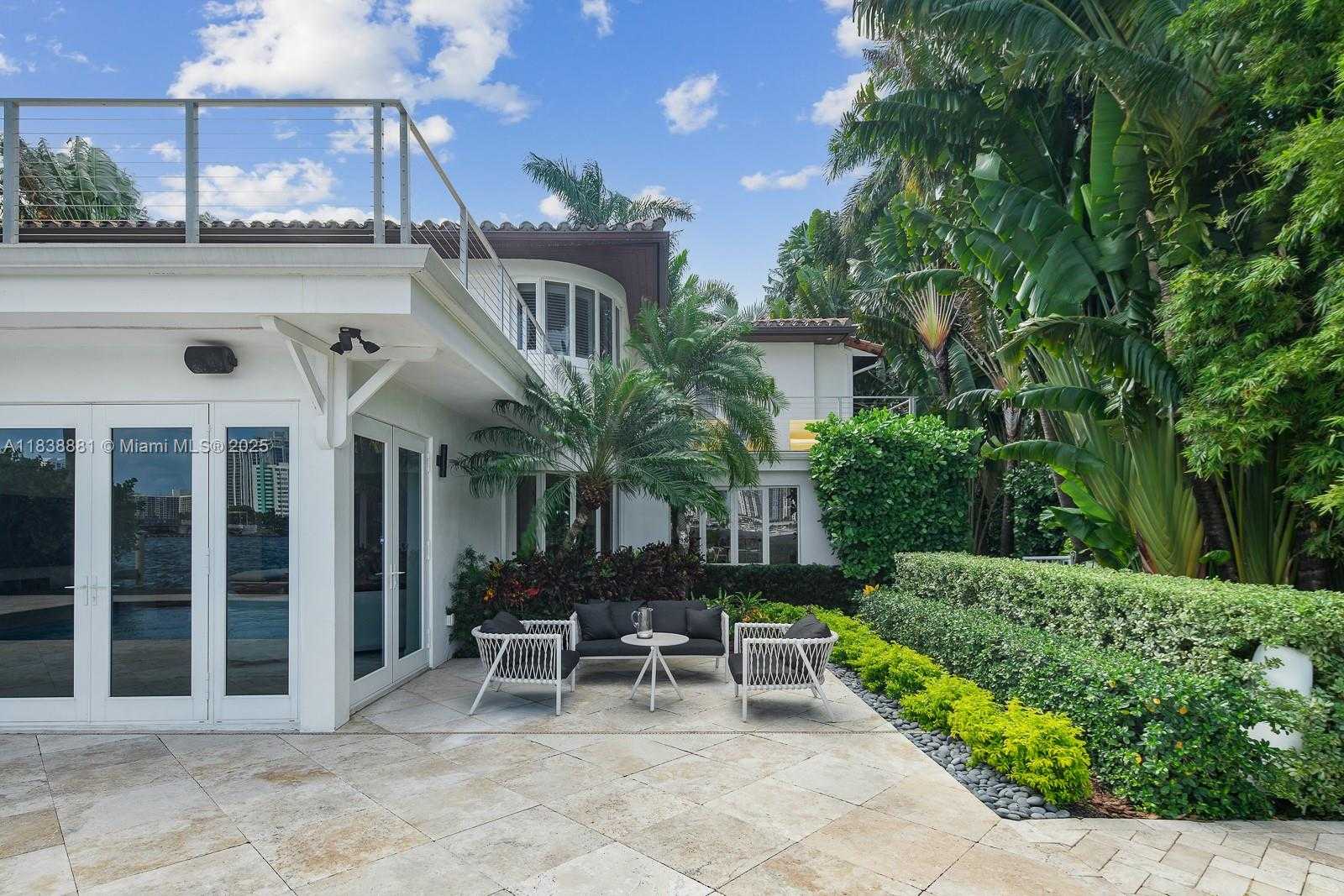 Small Image of 315 EAST RIVO ALTO DR, Miami Beach Number 53