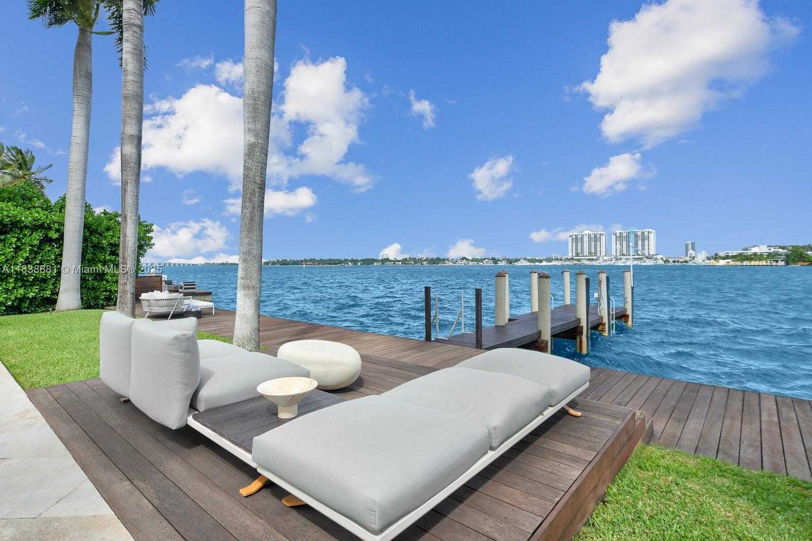 Small Image of 315 EAST RIVO ALTO DR, Miami Beach Number 54