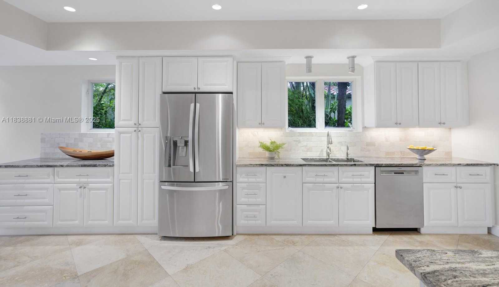 Small Image of 315 EAST RIVO ALTO DR, Miami Beach Number 8