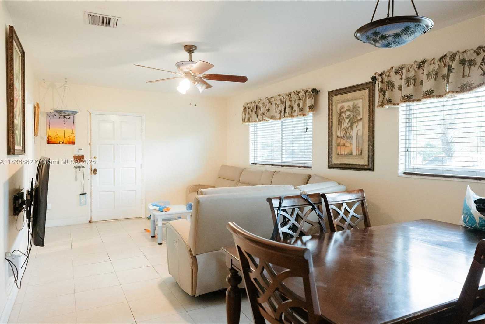 Small Image of 85 NORTH WEST 21ST ST, Homestead Number 22