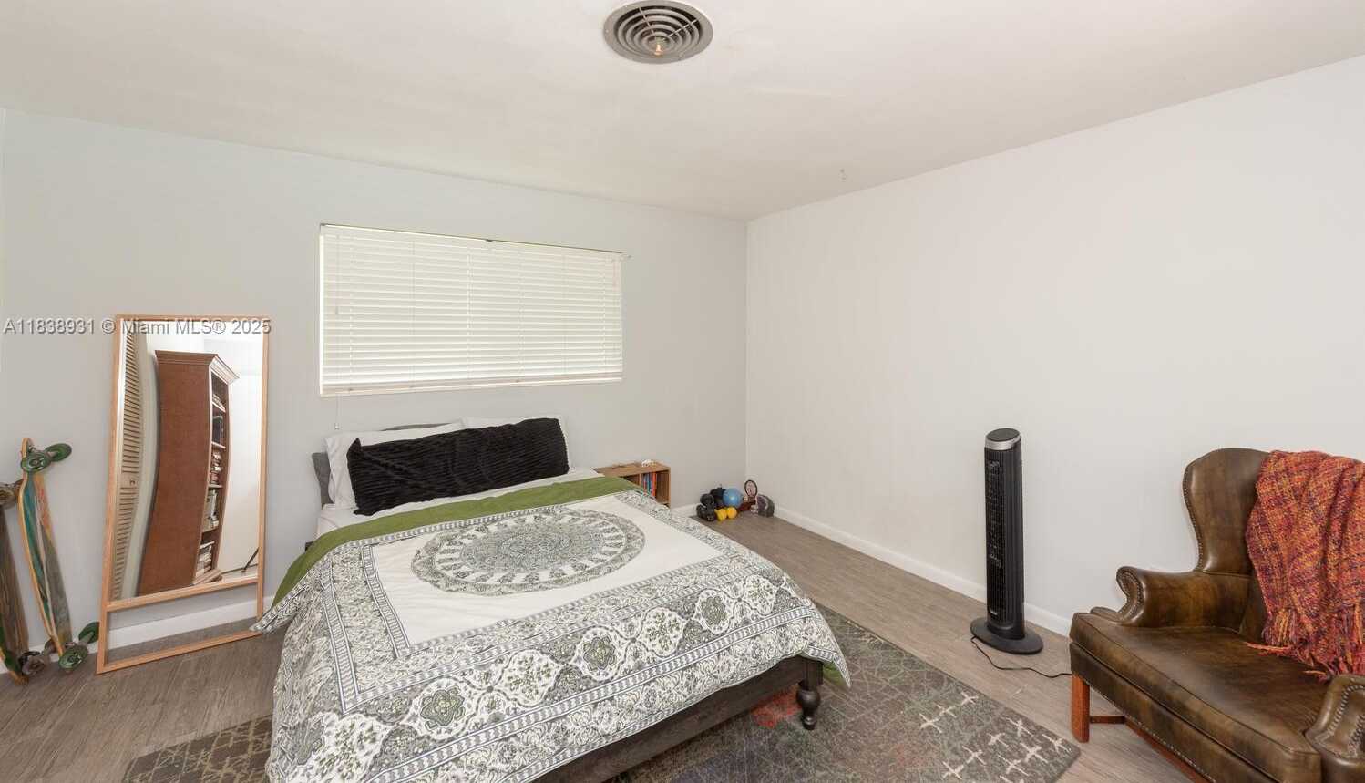 Small Image of 6957 SOUTH WEST 148TH TER, Palmetto Bay Number 14