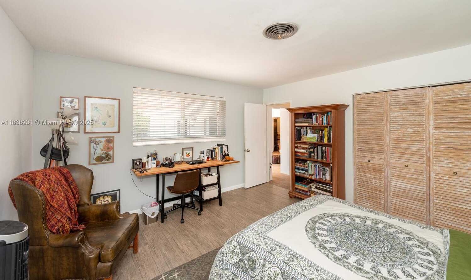 Small Image of 6957 SOUTH WEST 148TH TER, Palmetto Bay Number 15