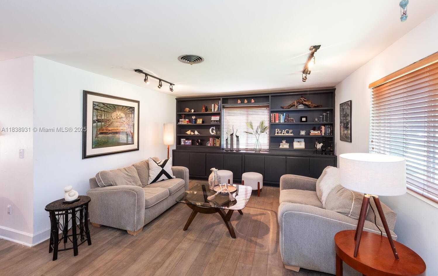 Small Image of 6957 SOUTH WEST 148TH TER, Palmetto Bay Number 7