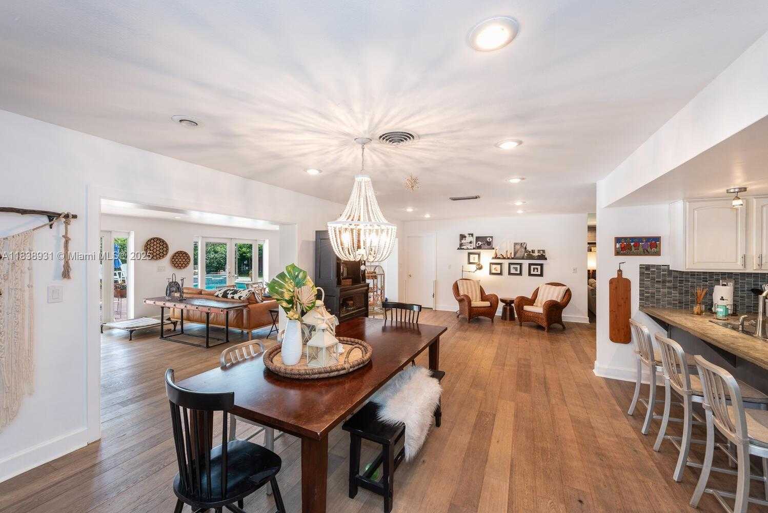 Small Image of 6957 SOUTH WEST 148TH TER, Palmetto Bay Number 9