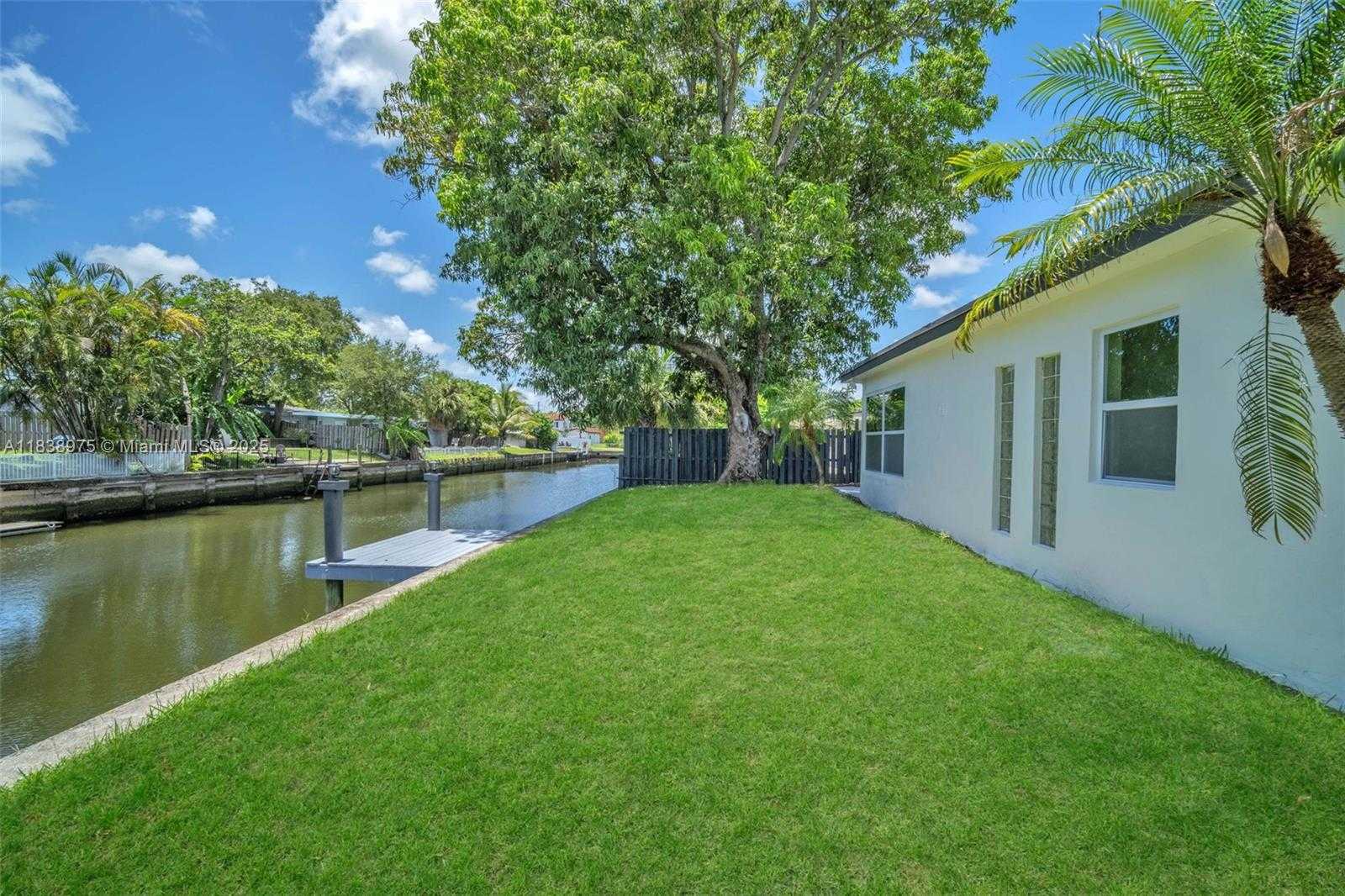 Small Image of 1840 NORTH WEST 32ND ST, Oakland Park Number 25