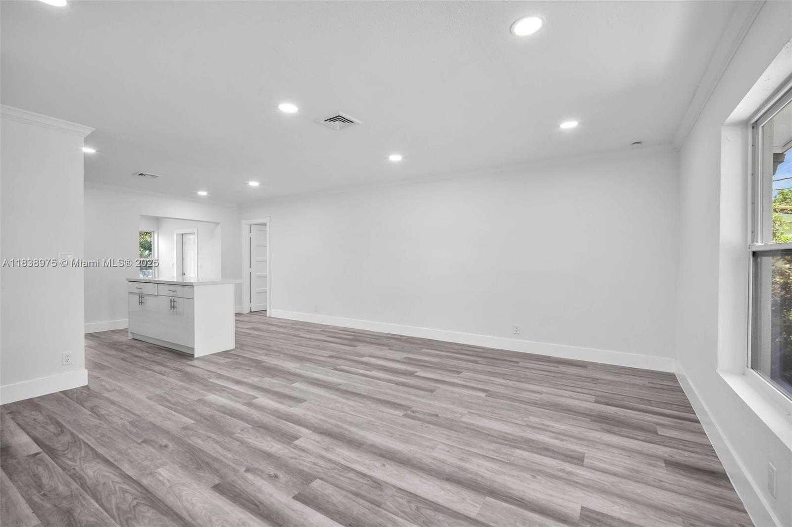 Small Image of 1840 NORTH WEST 32ND ST, Oakland Park Number 28