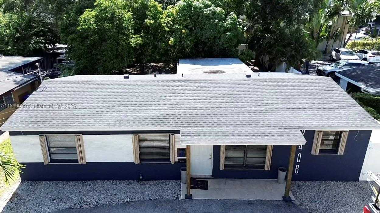 Small Image of 2406 NORTH 28TH AVE, Hollywood Number 2