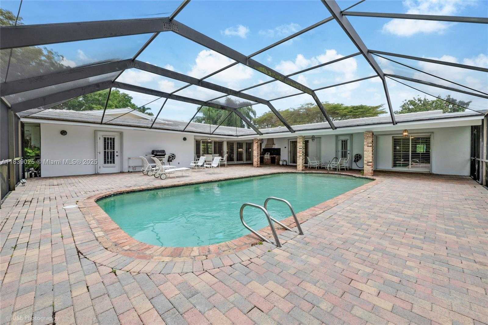 Small Image of 7805 SOUTH WEST 141ST ST, Palmetto Bay Number 16