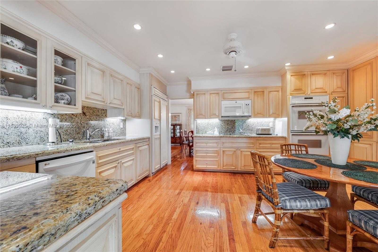 Small Image of 7805 SOUTH WEST 141ST ST, Palmetto Bay Number 4