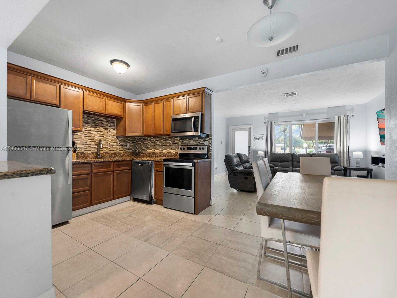 Small Image of 2812 SOUTH WEST 65TH AVE, Miramar Number 13
