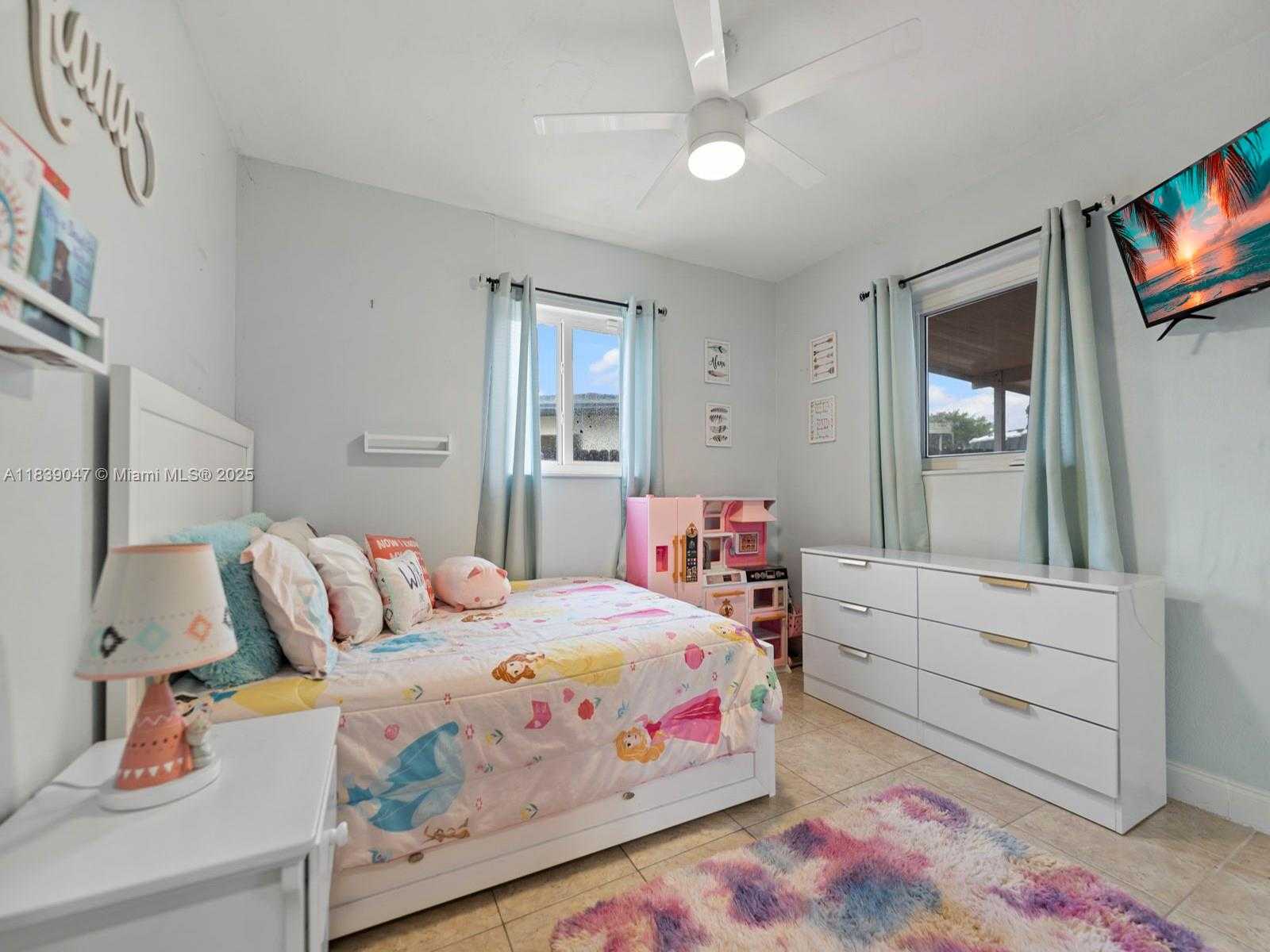 Small Image of 2812 SOUTH WEST 65TH AVE, Miramar Number 29