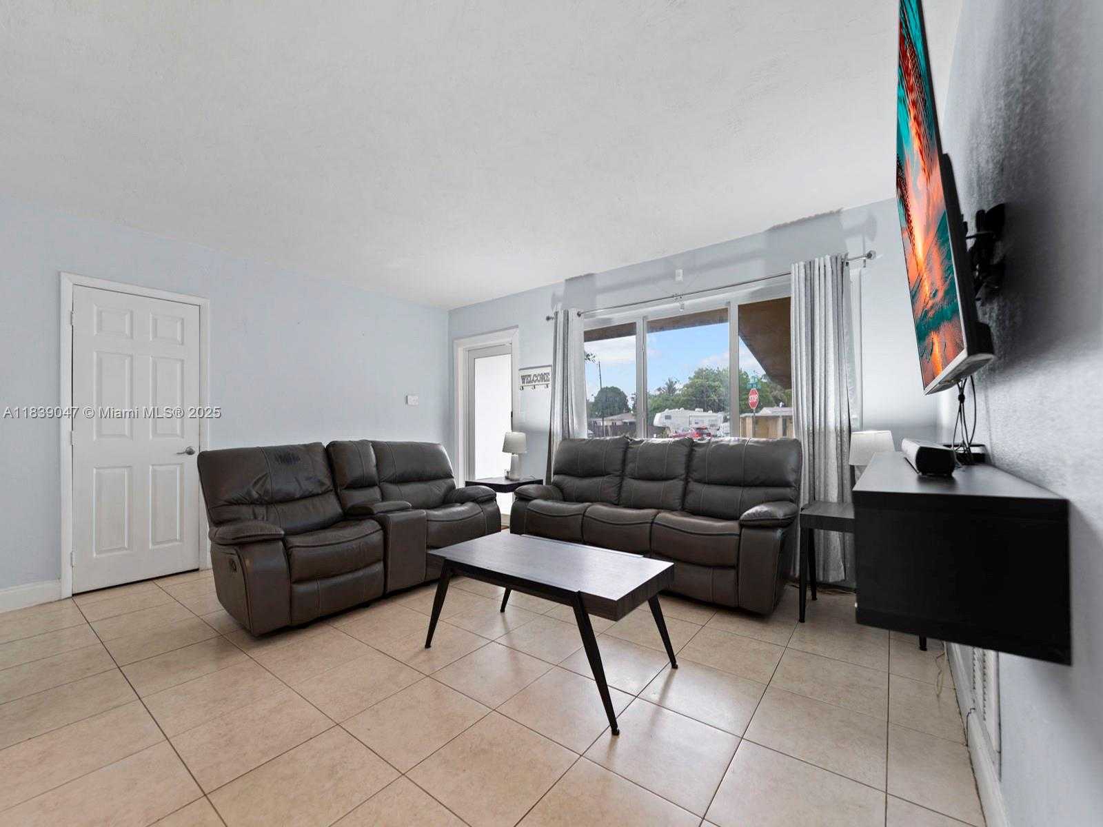 Small Image of 2812 SOUTH WEST 65TH AVE, Miramar Number 33