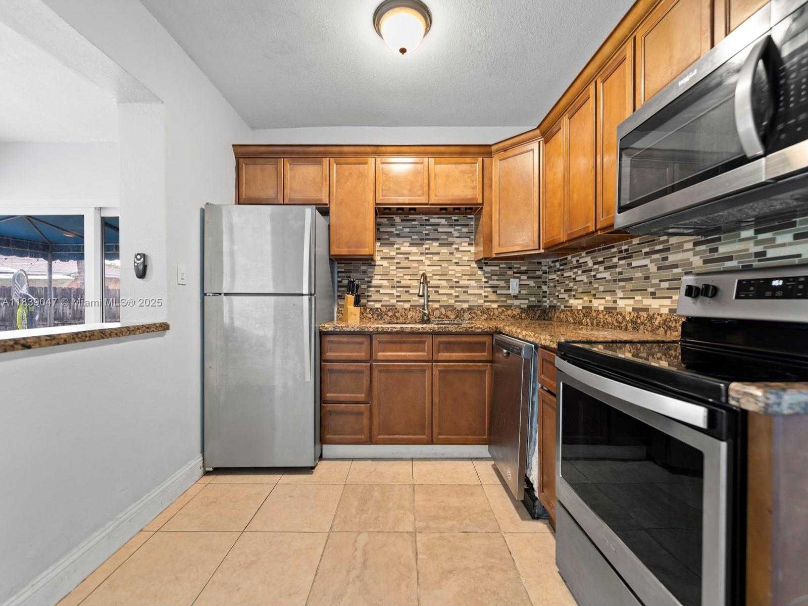 Small Image of 2812 SOUTH WEST 65TH AVE, Miramar Number 35