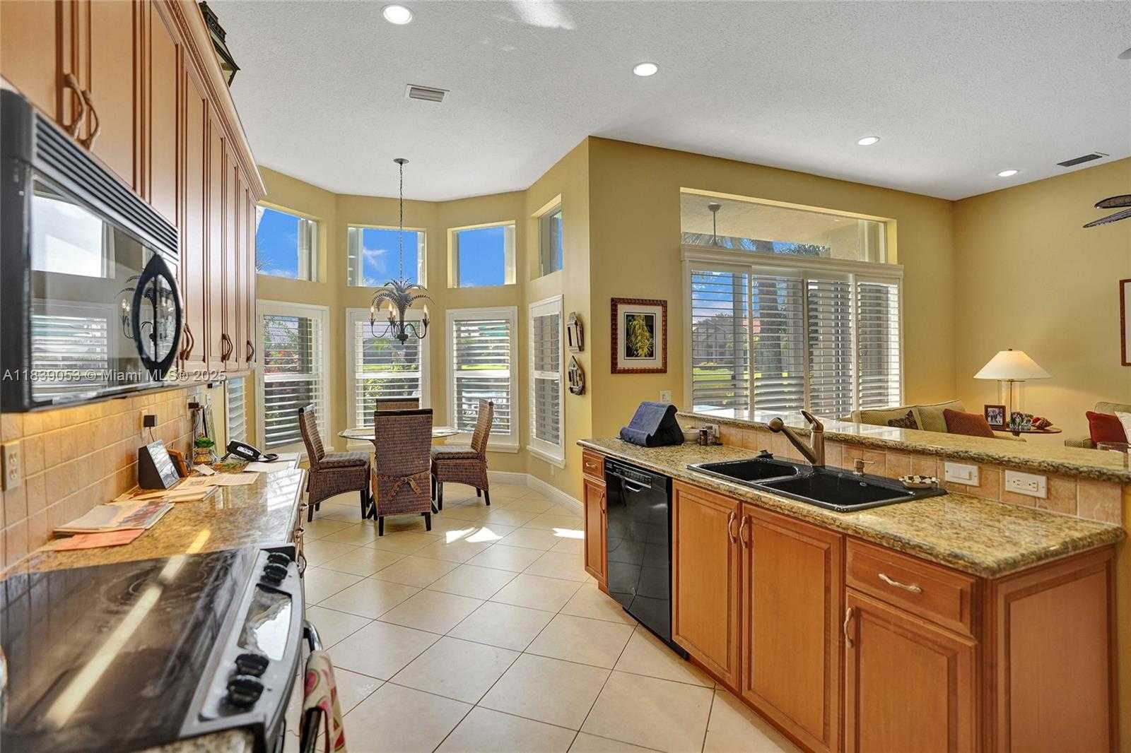 Small Image of 13648 VENICE BEACH PT, Delray Beach Number 16