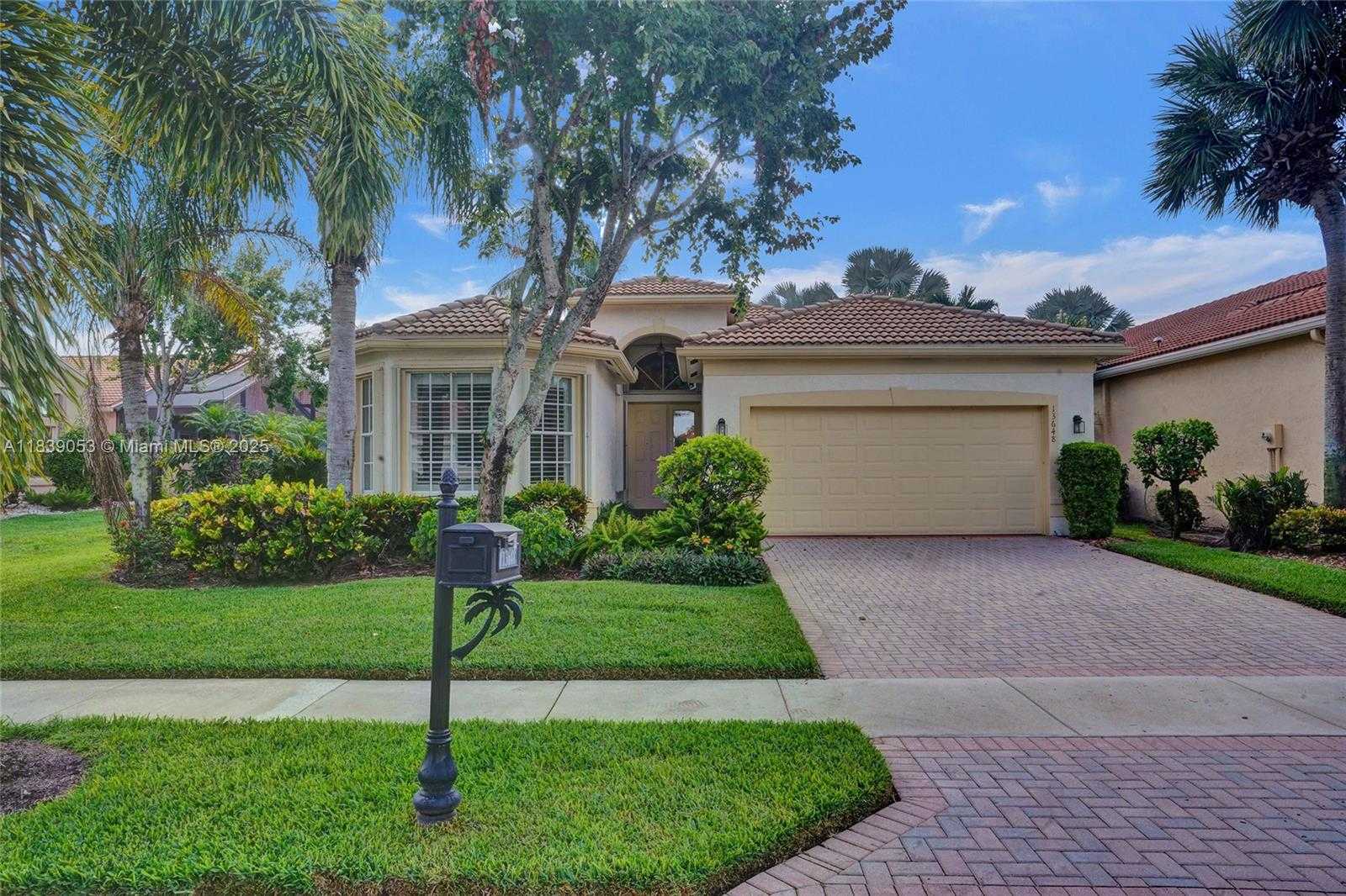 Small Image of 13648 VENICE BEACH PT, Delray Beach Number 3