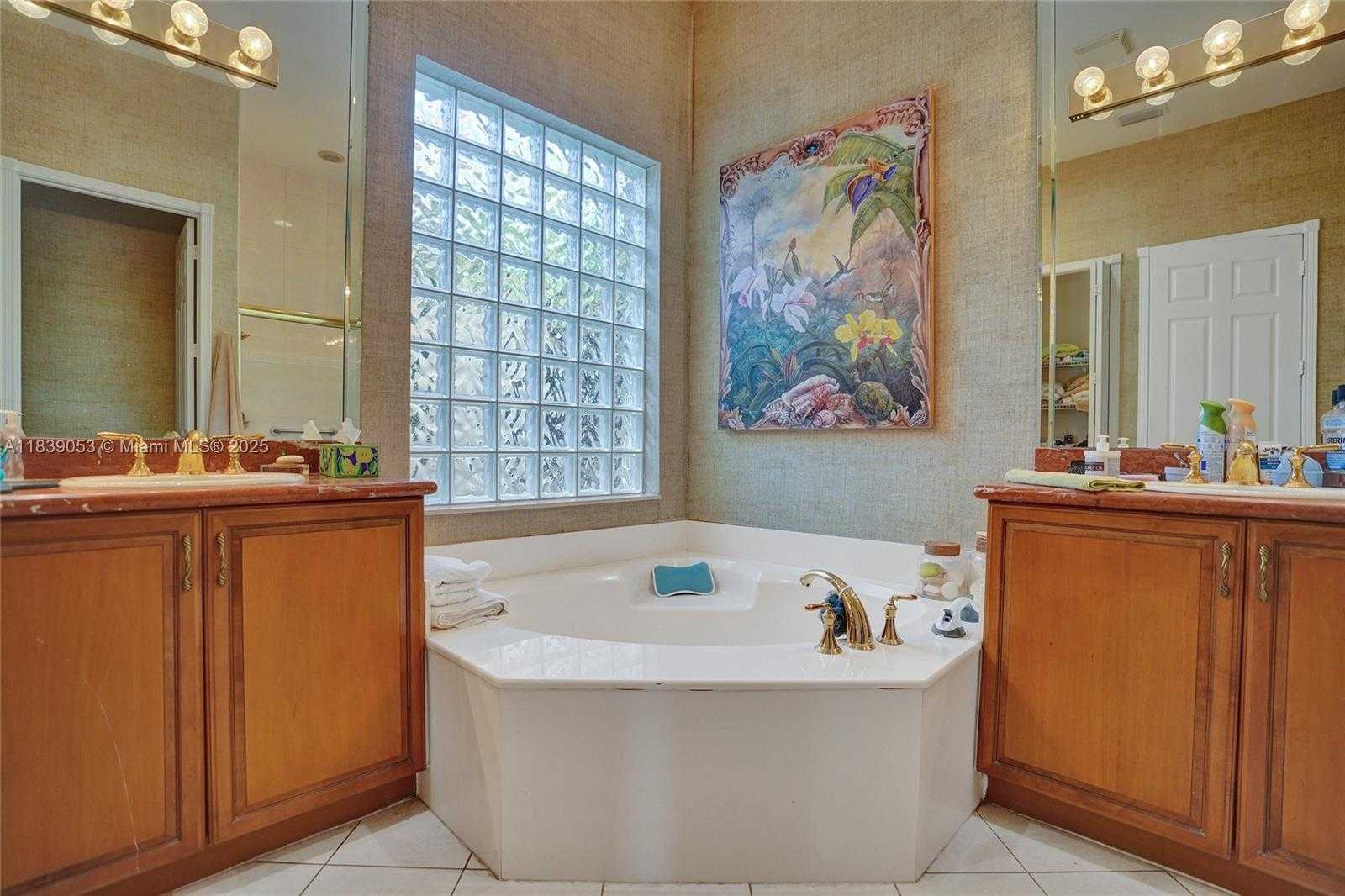 Small Image of 13648 VENICE BEACH PT, Delray Beach Number 36