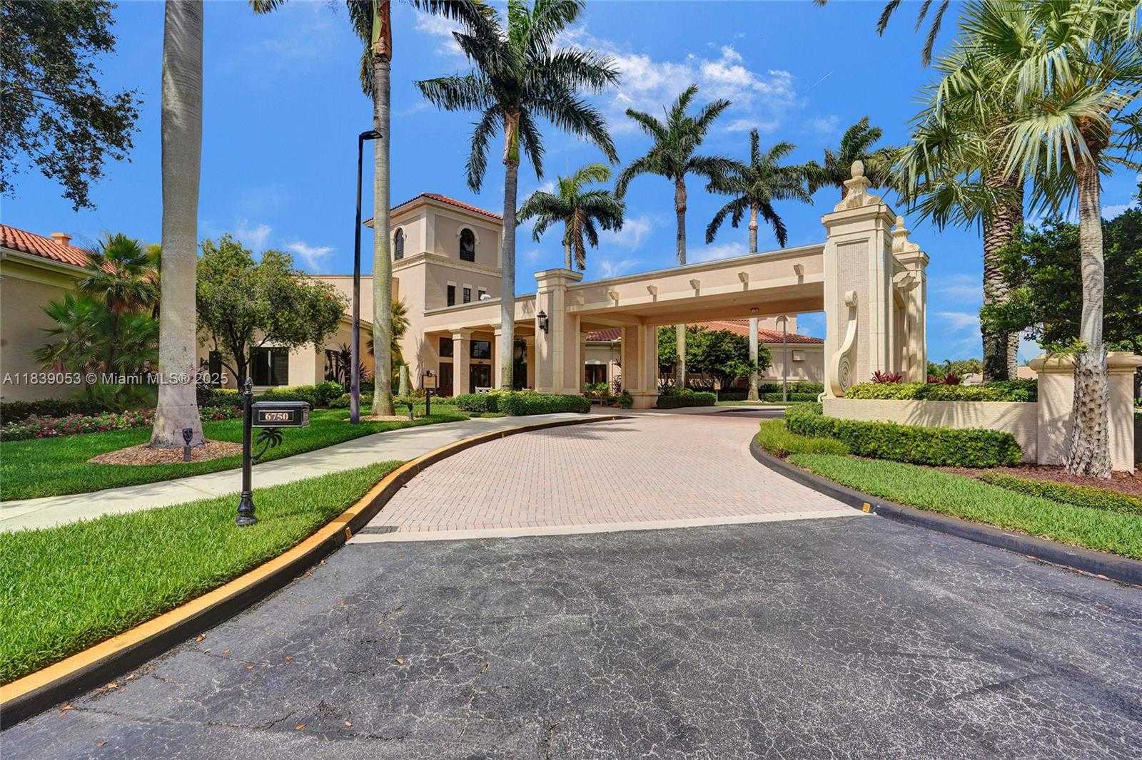 Small Image of 13648 VENICE BEACH PT, Delray Beach Number 71