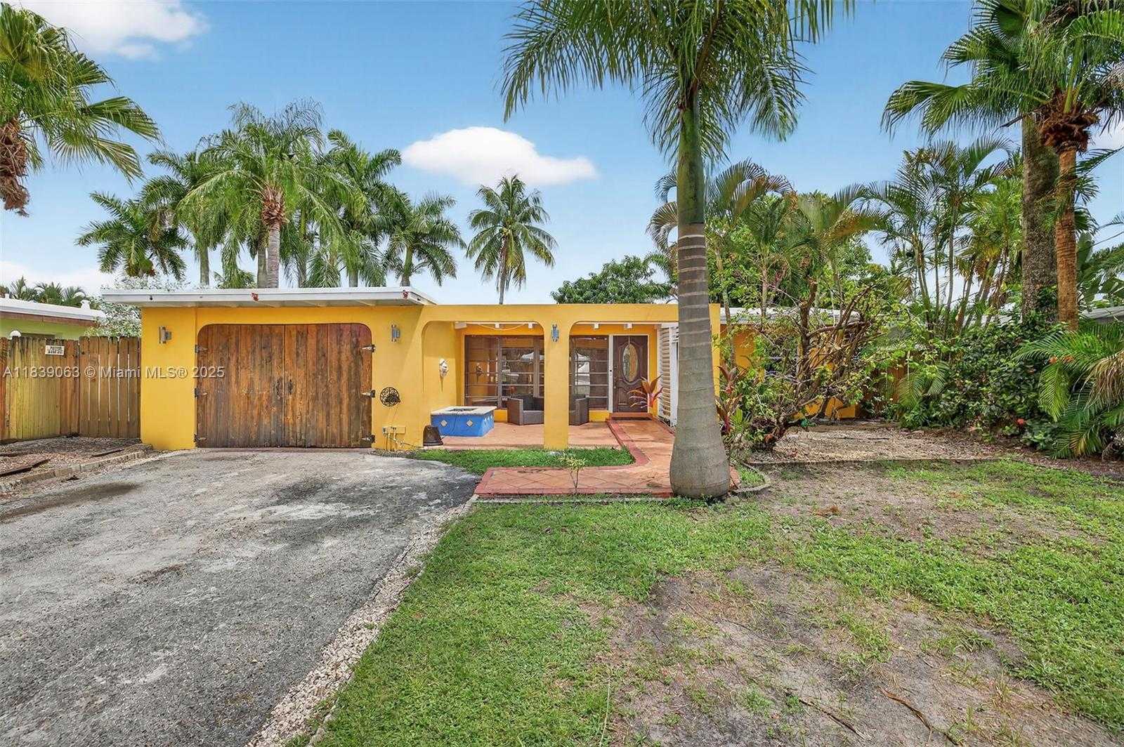 Small Image of 2606 GULFSTREAM LN, Fort Lauderdale Number 3