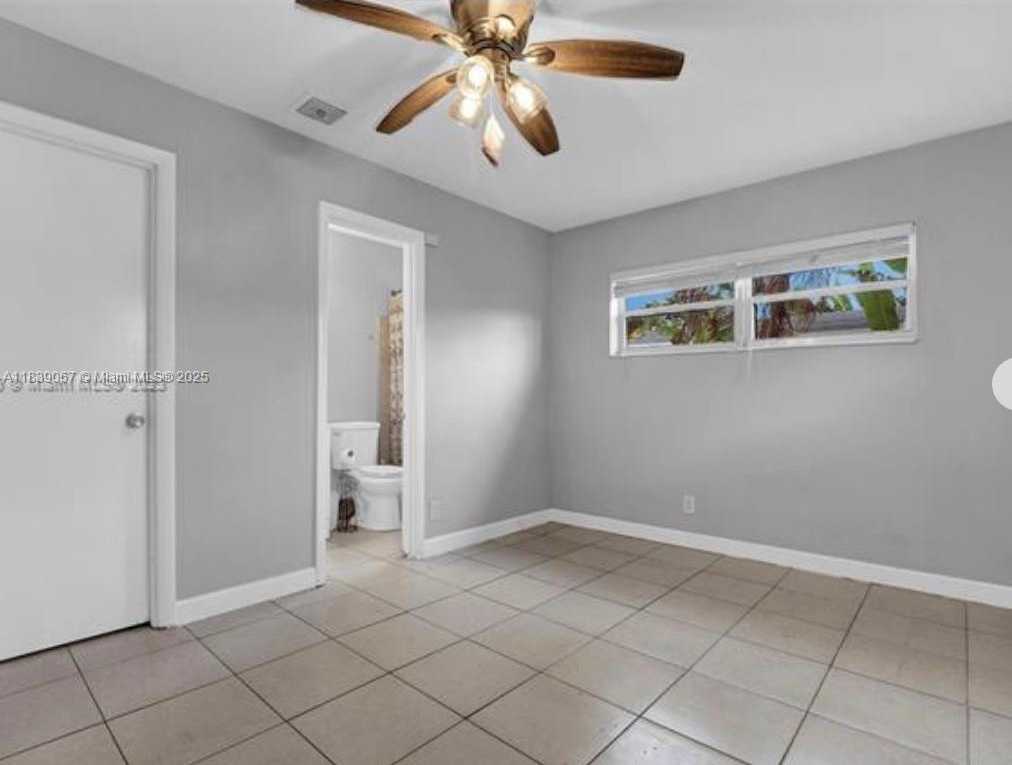 Small Image of 130 NORTH EAST 21ST CT, Pompano Beach Number 4