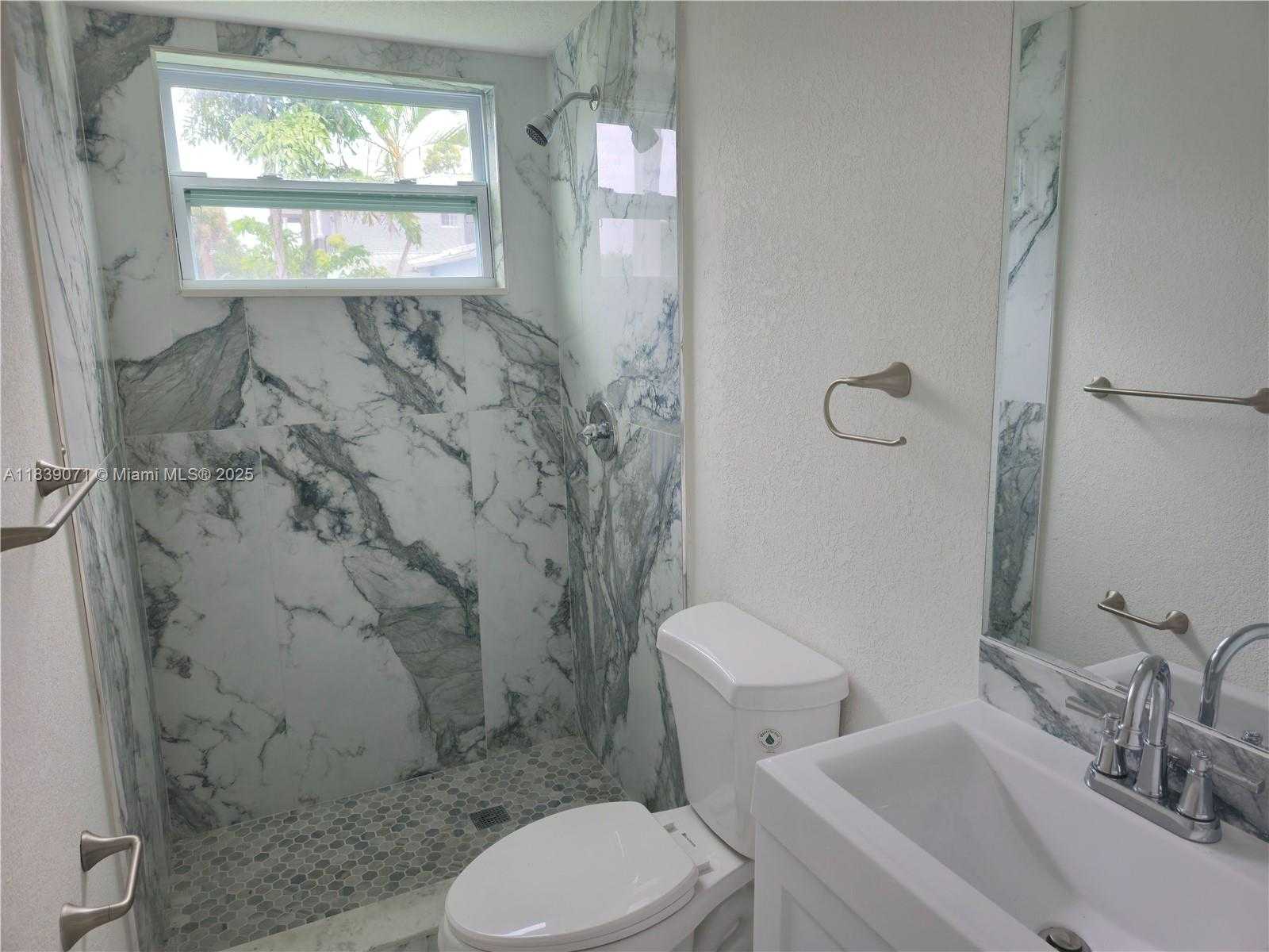 Small Image of 1141 SOUTH WEST 8TH TER, Fort Lauderdale Number 13