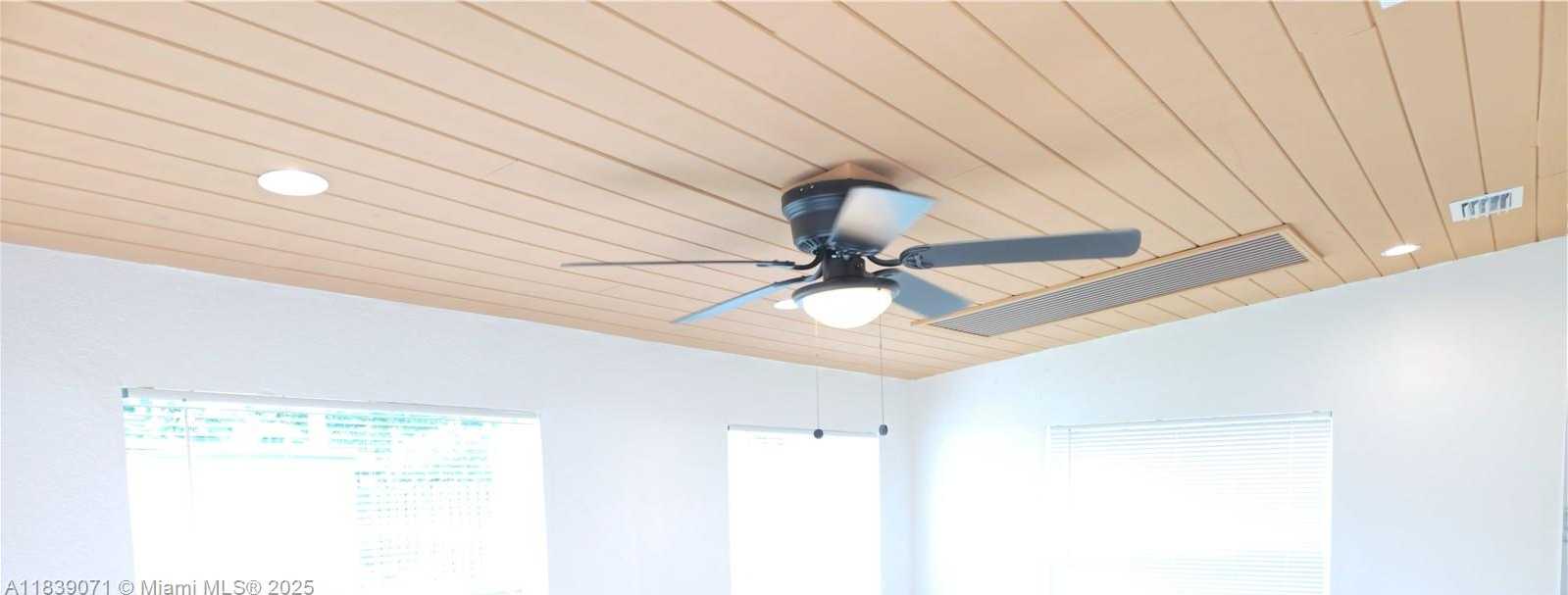 Small Image of 1141 SOUTH WEST 8TH TER, Fort Lauderdale Number 17