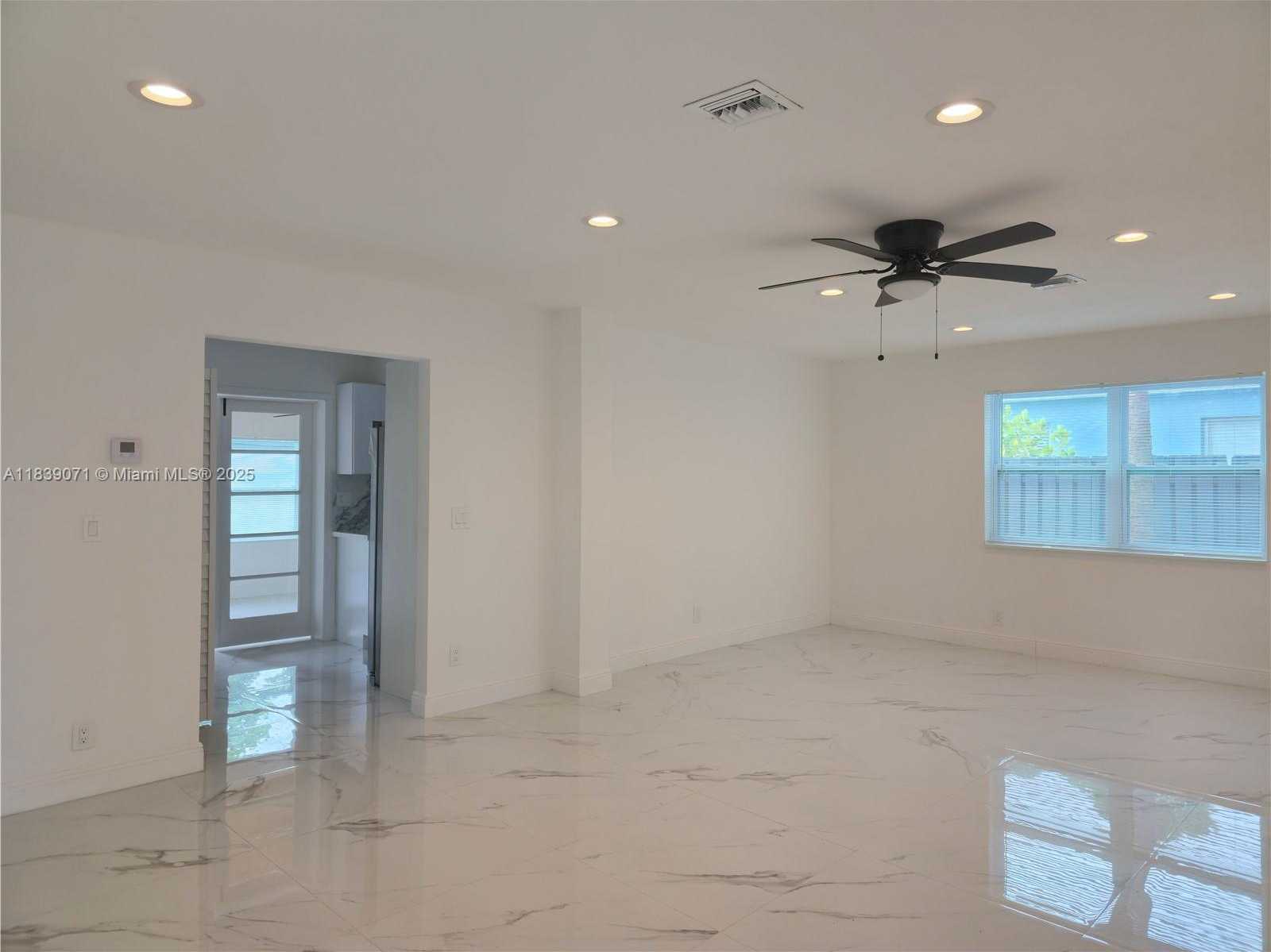 Small Image of 1141 SOUTH WEST 8TH TER, Fort Lauderdale Number 2