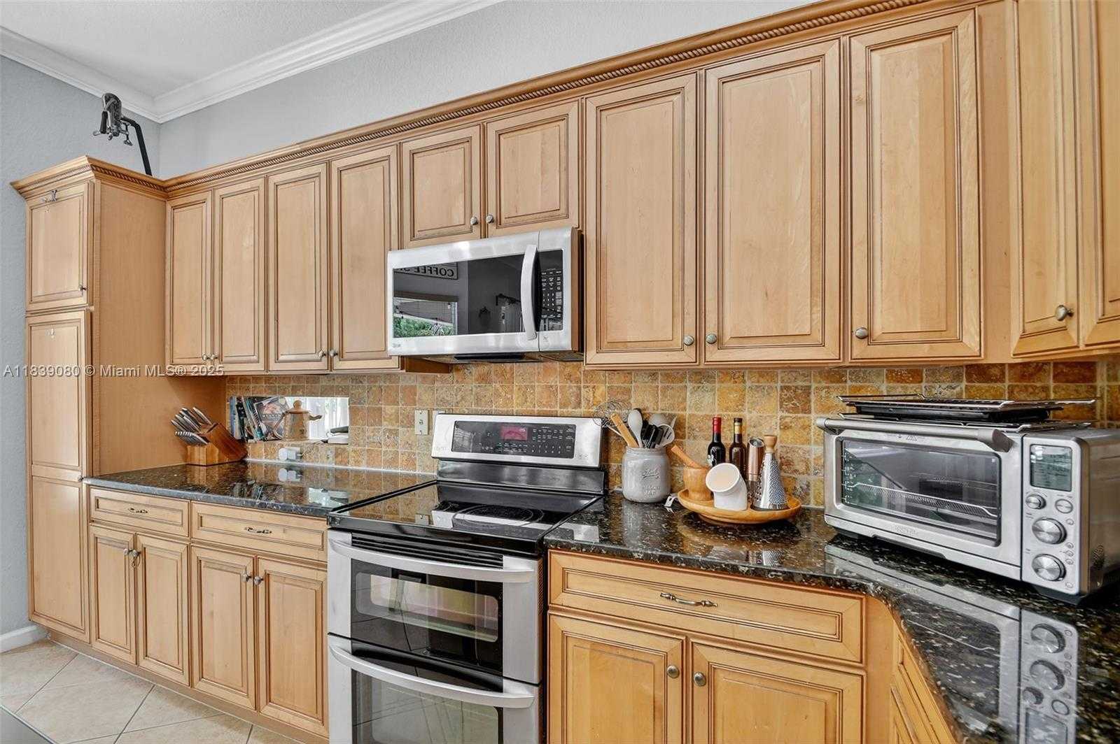Small Image of 1086 GROVE PARK CIR, Boynton Beach Number 21