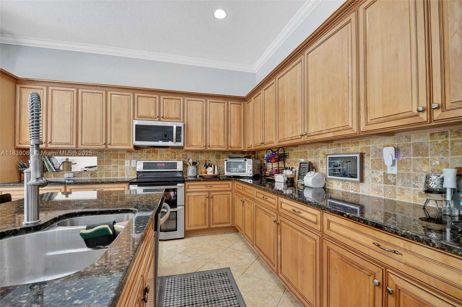 Small Image of 1086 GROVE PARK CIR, Boynton Beach Number 22