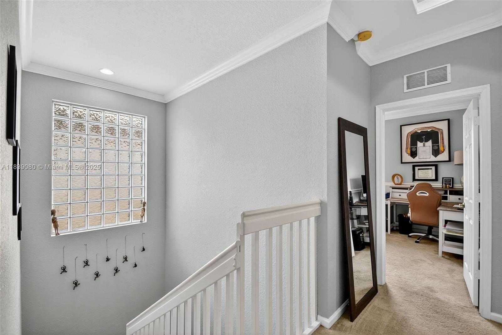 Small Image of 1086 GROVE PARK CIR, Boynton Beach Number 29