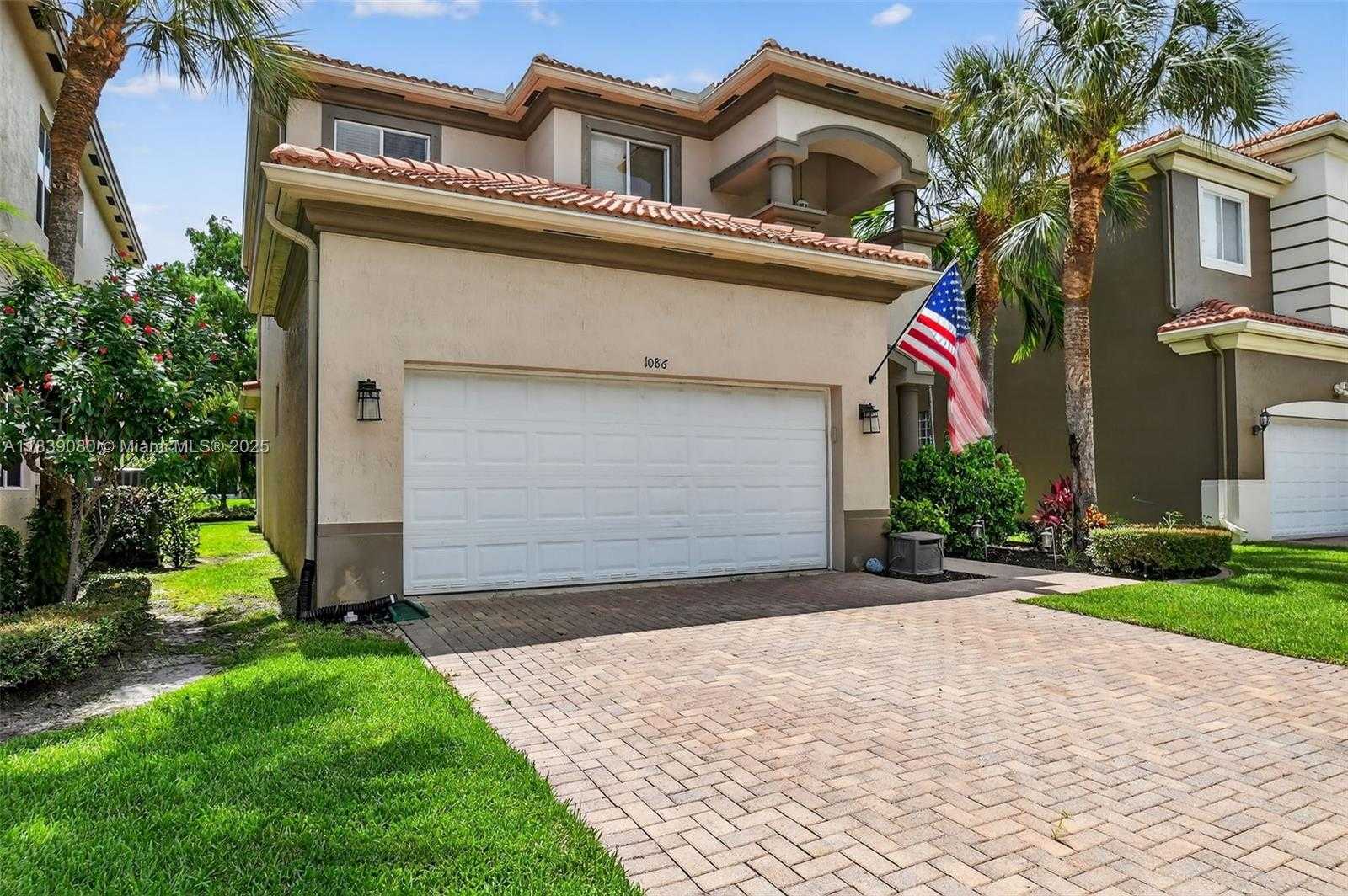 Small Image of 1086 GROVE PARK CIR, Boynton Beach Number 3
