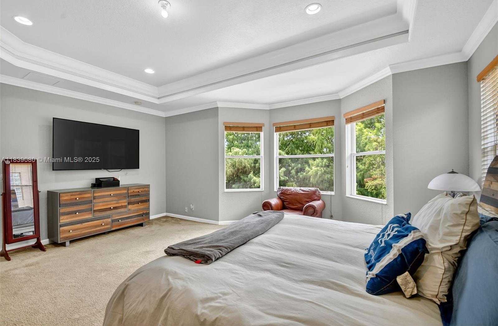 Small Image of 1086 GROVE PARK CIR, Boynton Beach Number 33