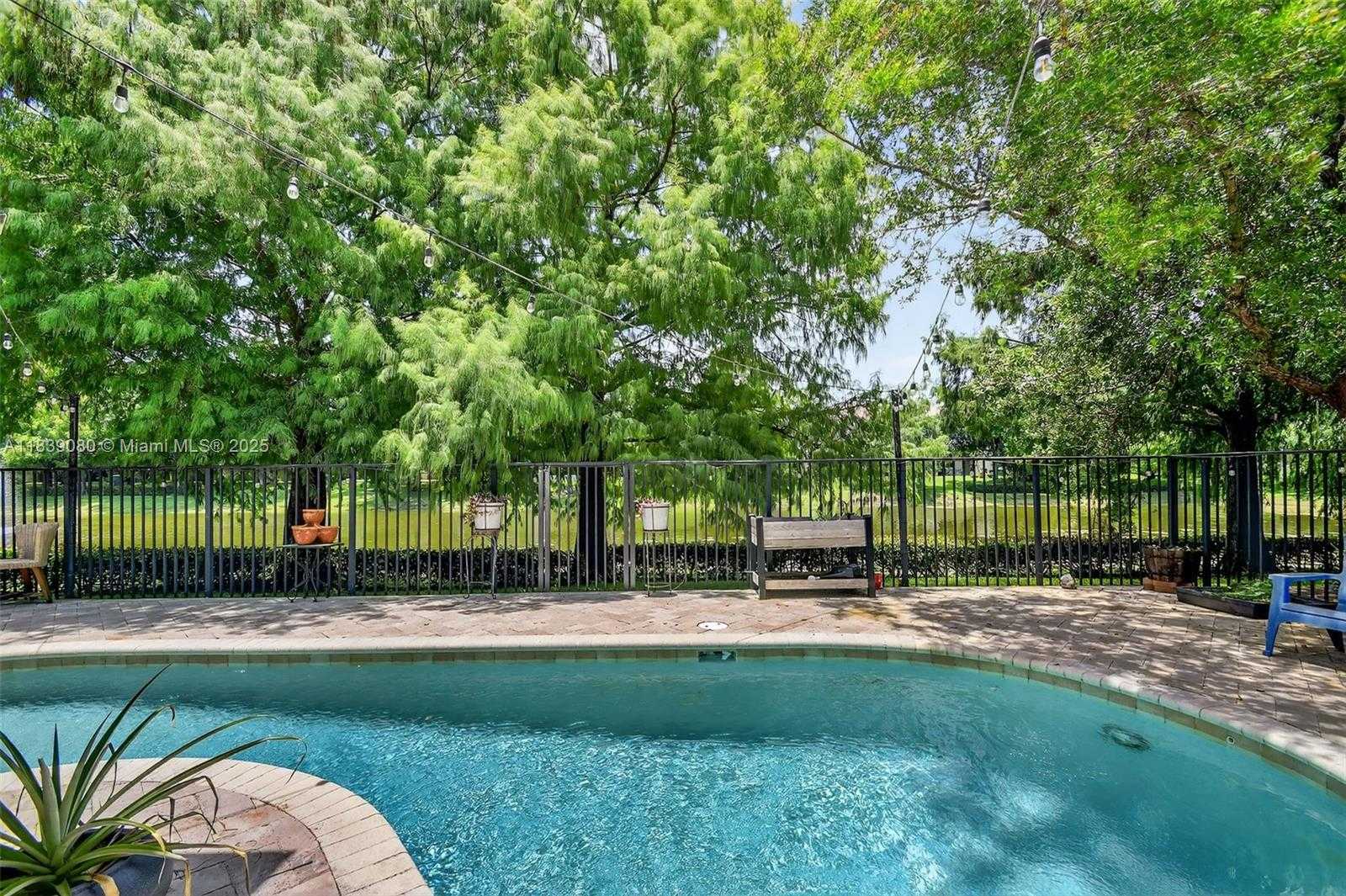 Small Image of 1086 GROVE PARK CIR, Boynton Beach Number 58