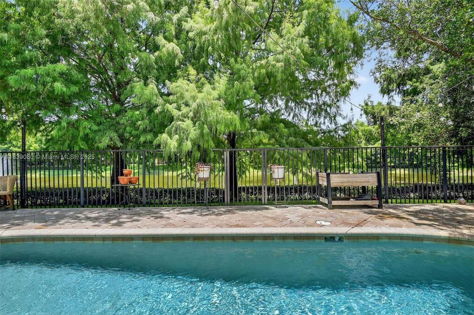 Small Image of 1086 GROVE PARK CIR, Boynton Beach Number 59