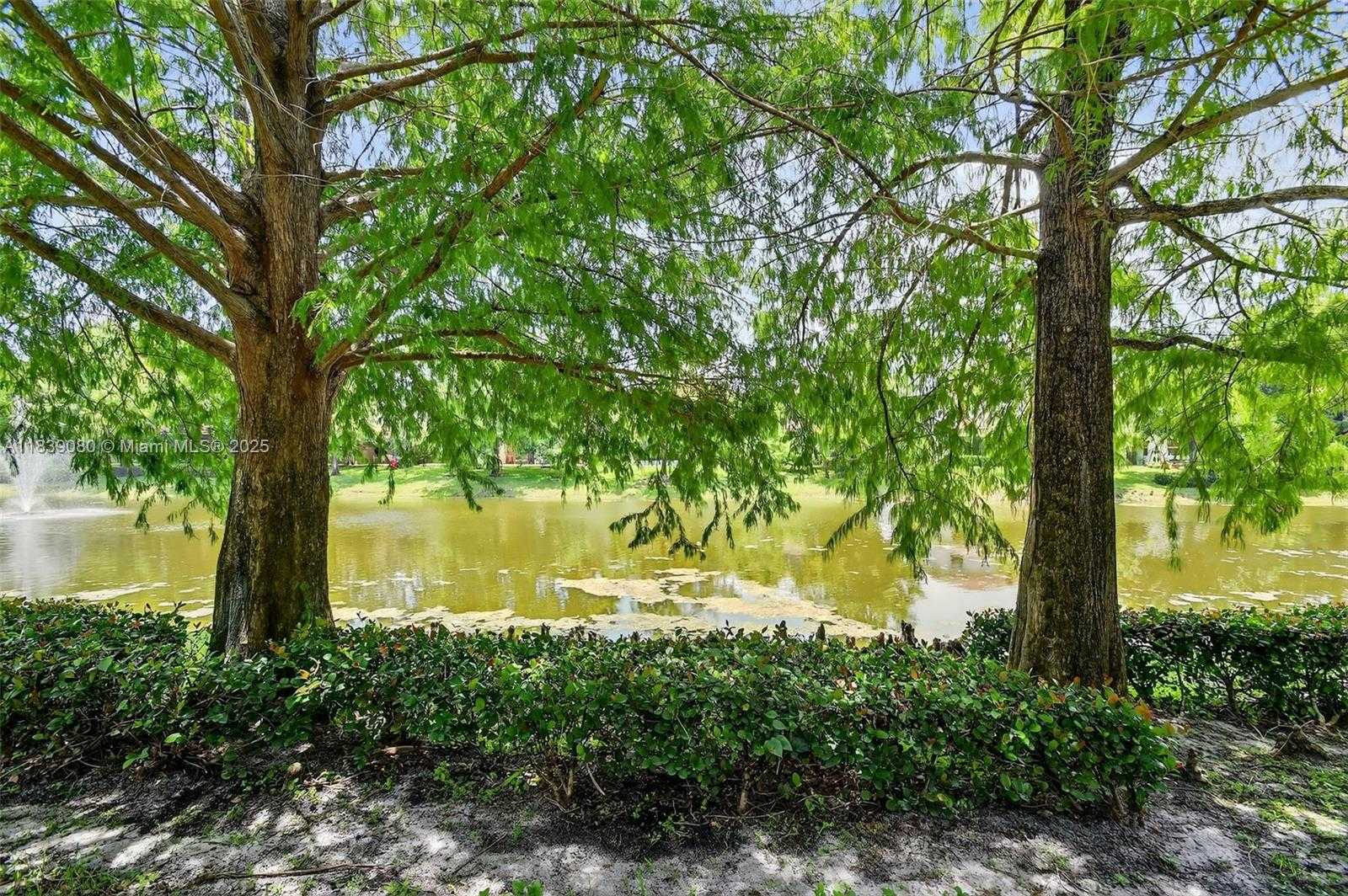 Small Image of 1086 GROVE PARK CIR, Boynton Beach Number 61