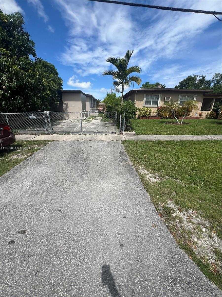 Small Image of 1190 NORTH WEST 135TH ST, North Miami Number 11