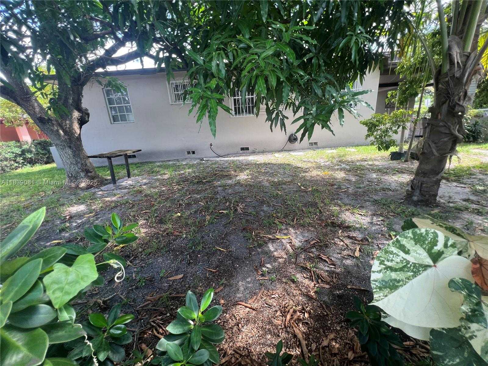 Small Image of 1190 NORTH WEST 135TH ST, North Miami Number 2