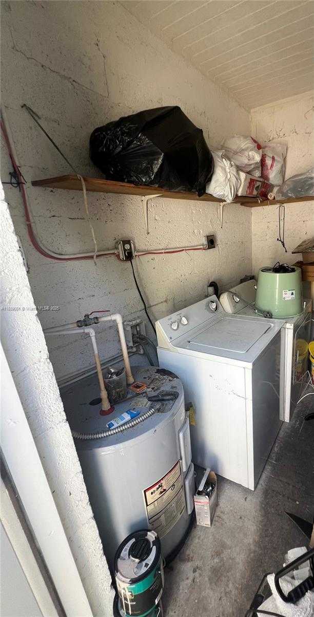 Small Image of 1190 NORTH WEST 135TH ST, North Miami Number 24